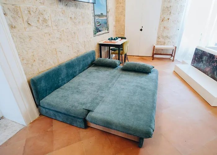 Bue Marino - Exclusive With Castle View