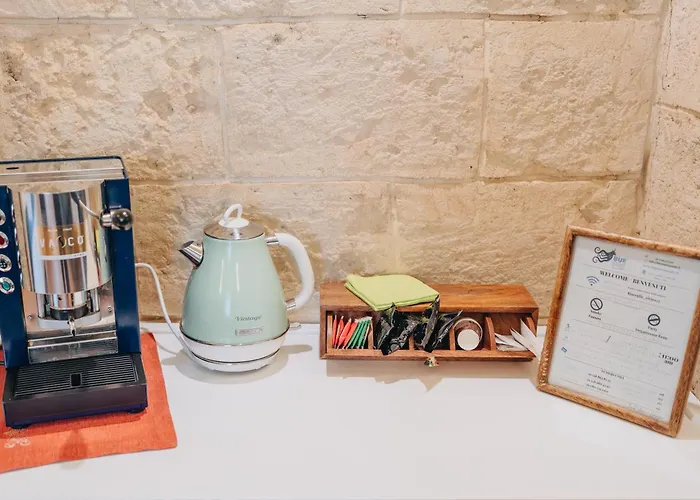 לינה וארוחת בוקר Bue Marino - Exclusive With Castle View