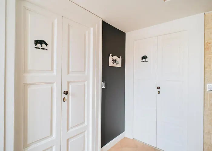 Bue Marino - Exclusive With Castle View ביצ'לייה