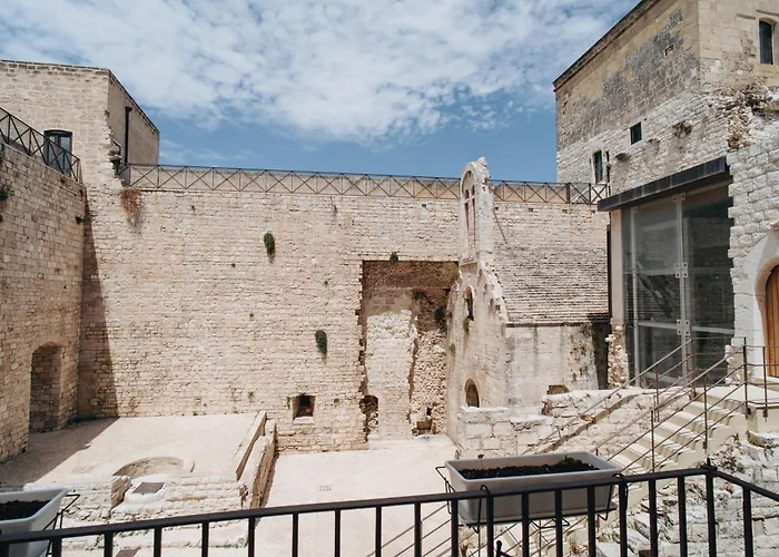 Bue Marino - Exclusive With Castle View